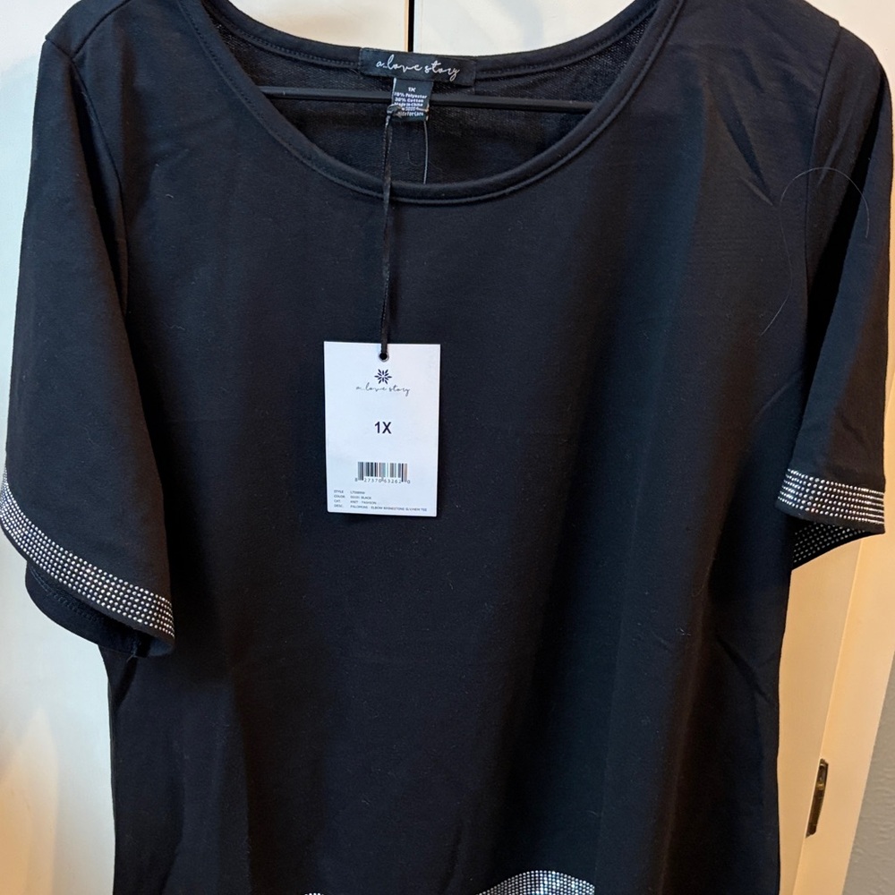 Black Short Sleeve Women's Top